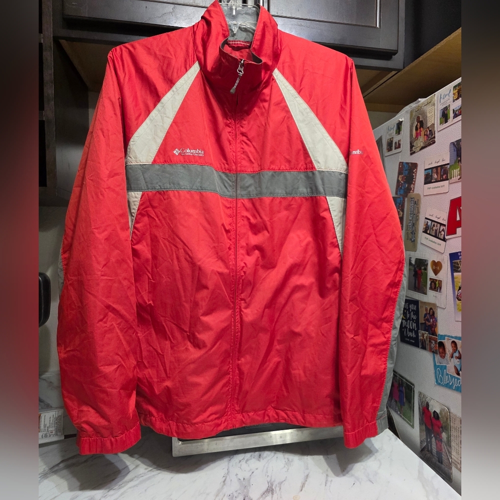 Columbia Red and Gray Men's Windbreaker Jacket Size Xl